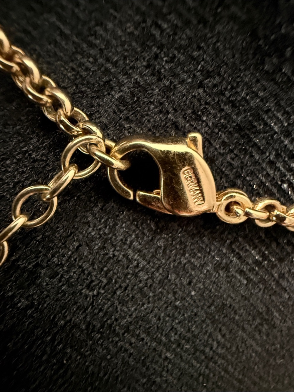 Christian Dior Germany Dolphin Necklace Vintage Gold Tone - Picture 7 of 8